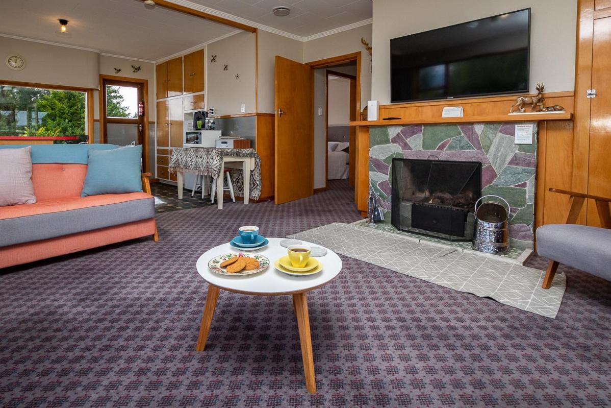 Grand View - Te Anau Holiday Home Экстерьер фото