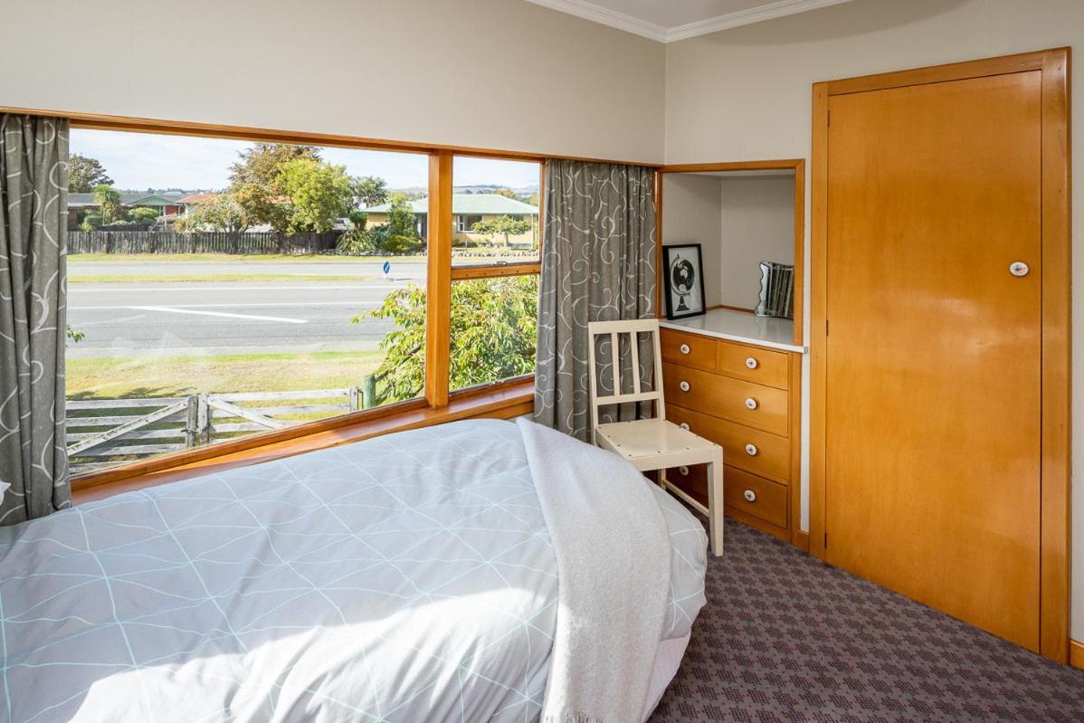 Grand View - Te Anau Holiday Home Экстерьер фото