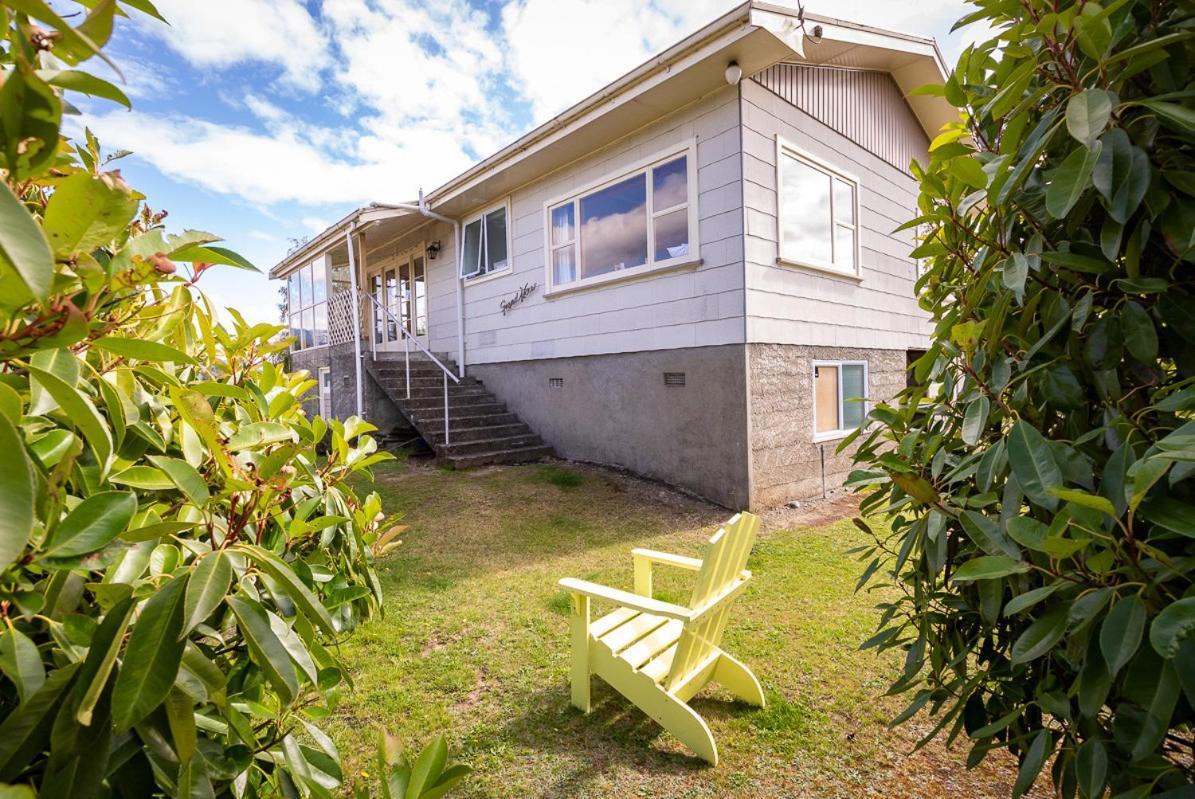 Grand View - Te Anau Holiday Home Экстерьер фото